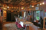 next time I'll take a photo of the ceiling in the dining room