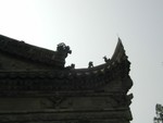 Roof edge detail on Ci'en Temple