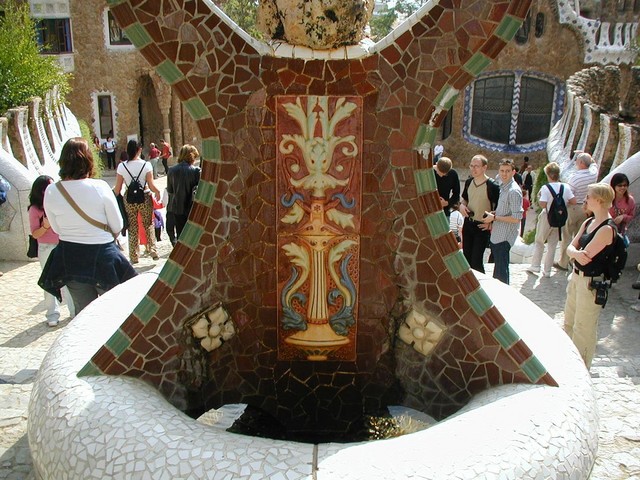 Back side of fountain on staircase