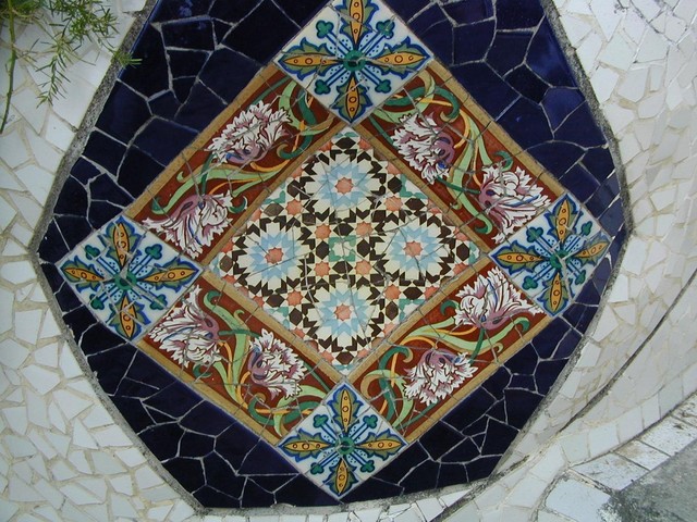 Wall scallop mosaic