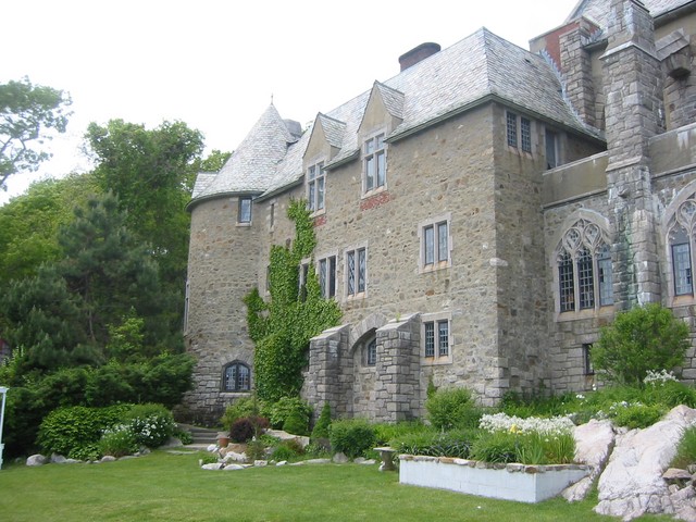 back lawn with war room visible