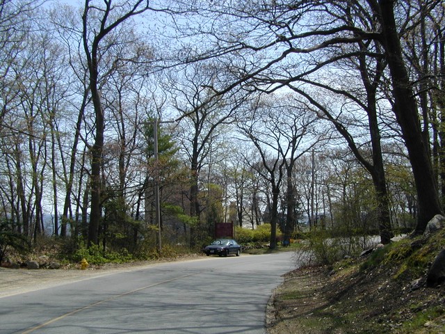 approaching Hammond Castle from Stage Fort Park