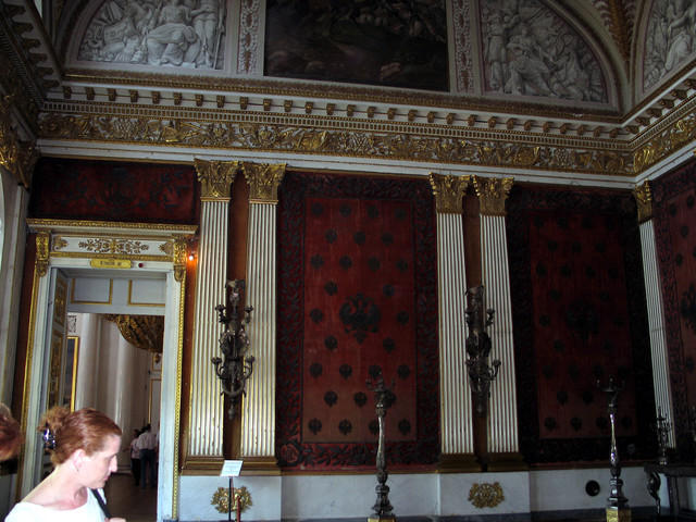 Small Throne Room walls