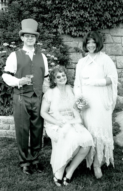 Joe Susan and Ren on the back lawn