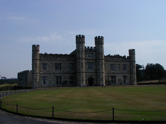 Leeds Castle Entrance