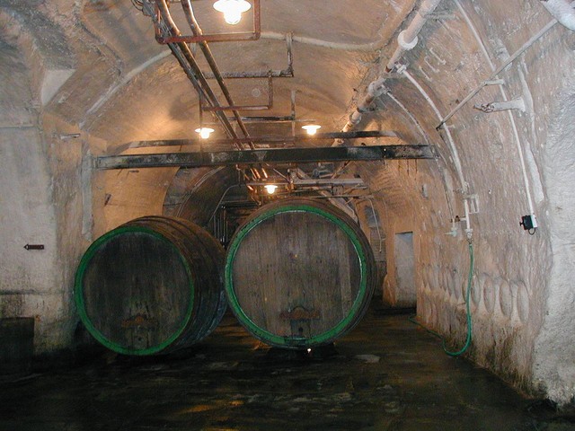 cave-barrels