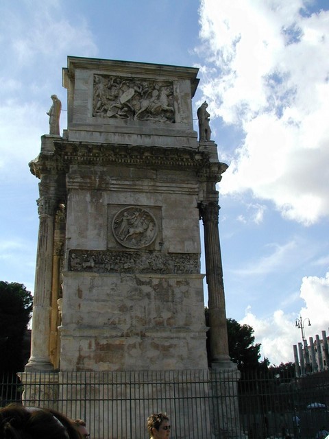 Arch of Constantine side view