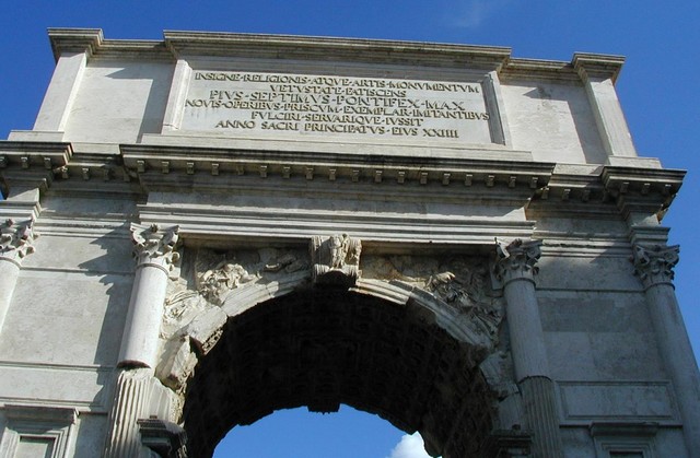 Arch of Titus detail on top