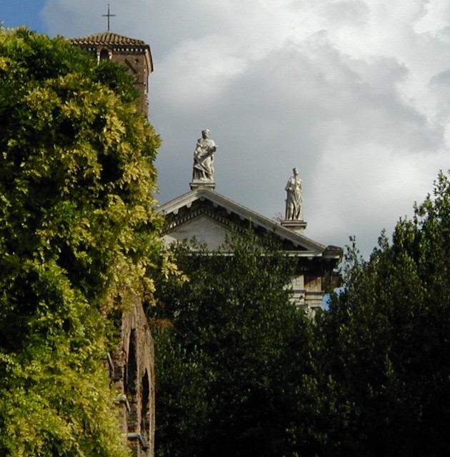 Santa Francesca Romana side