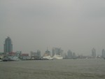 Cruise ships in Shanghai
