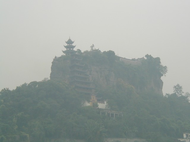 Shibaozhai on approach as seen from the East Queen