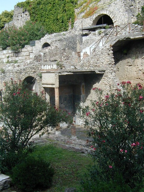 arches in the walls