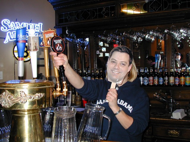 dgold pulls a pitcher at the Sam Adams brewery