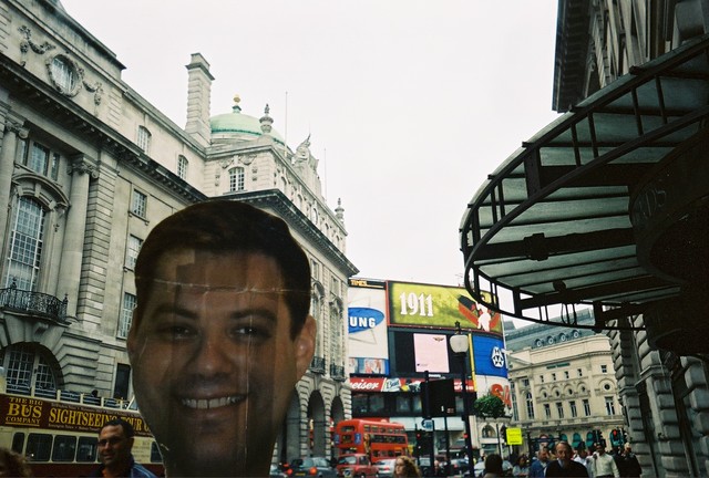 Dgold does Picadilly Circus in London
