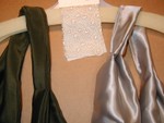 olive ascot - tea lace - silver ascot