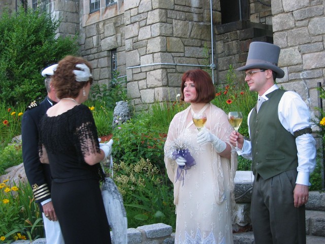 Jim and Connie greet Ren and Joe Provo